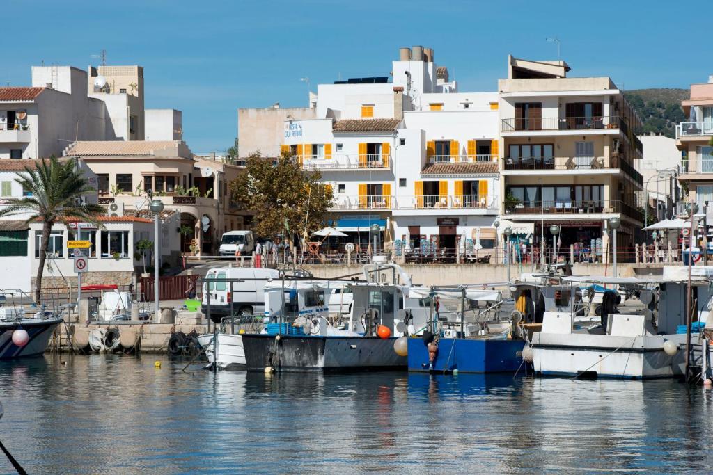 Hostal Cala Ratjada Cala Ratjada  Extérieur photo