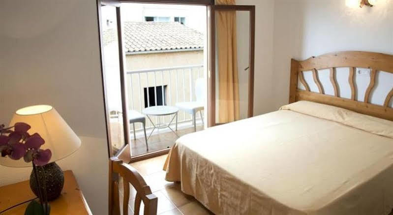 Hostal Cala Ratjada Cala Ratjada  Extérieur photo