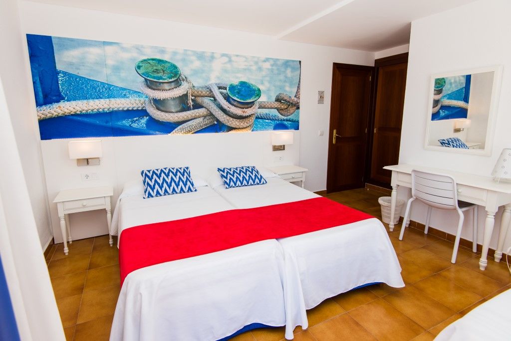 Hostal Cala Ratjada Cala Ratjada  Extérieur photo