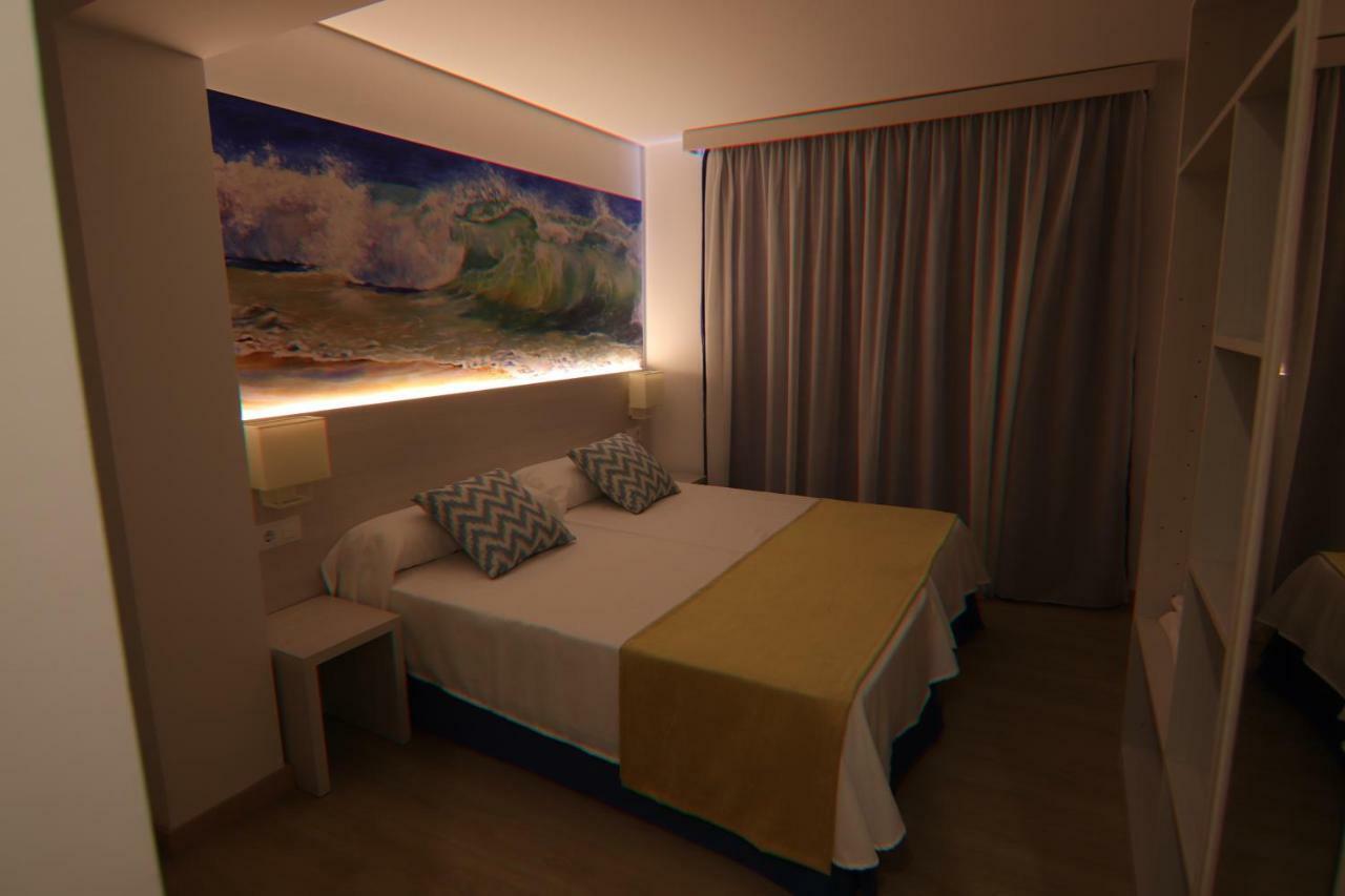 Hostal Cala Ratjada Cala Ratjada  Extérieur photo